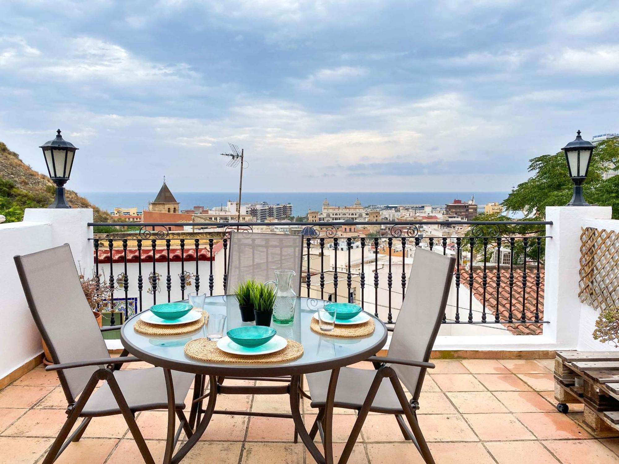 Casa Moll. Tradicion Y Bonitas Vistas De อาลิกันเต ภายนอก รูปภาพ